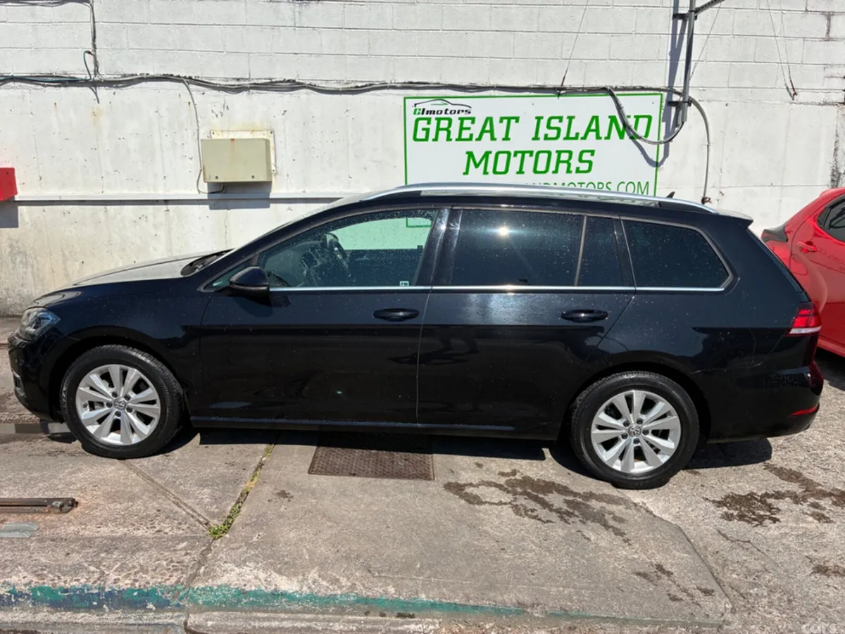 Volkswagen Golf Estate, Petrol, 2018, Black
