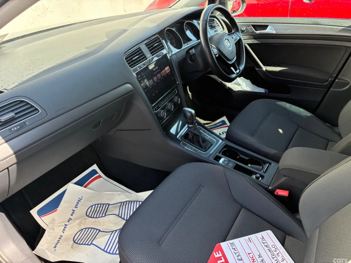 Volkswagen Golf Estate, Petrol, 2018, Black