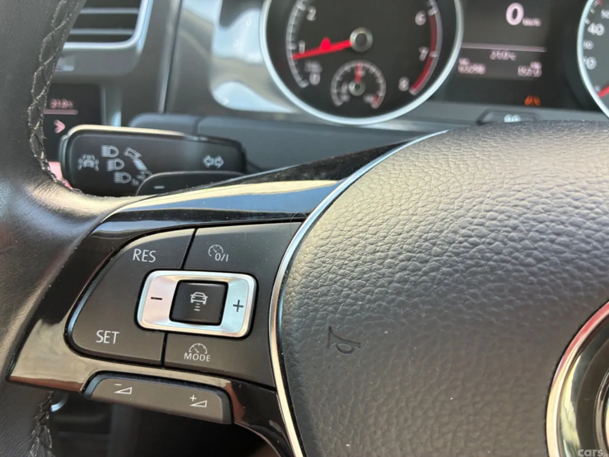 Volkswagen Golf Estate, Petrol, 2018, Black