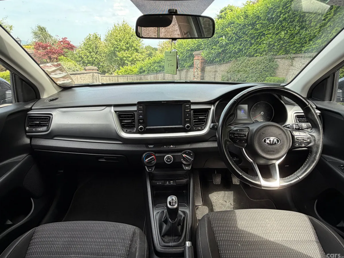Kia Stonic Hatchback, Diesel, 2017, Grey