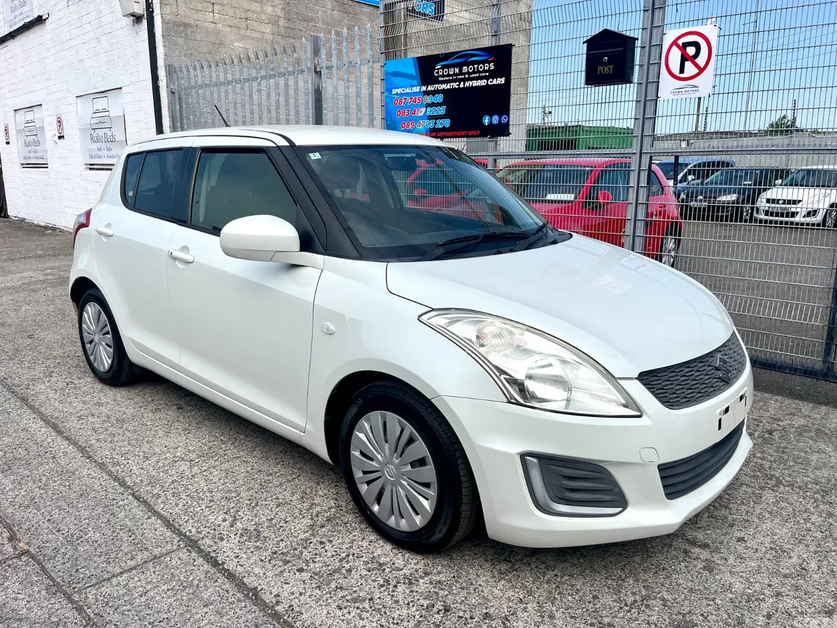 Suzuki Swift Hatchback, Petrol, 2016, White