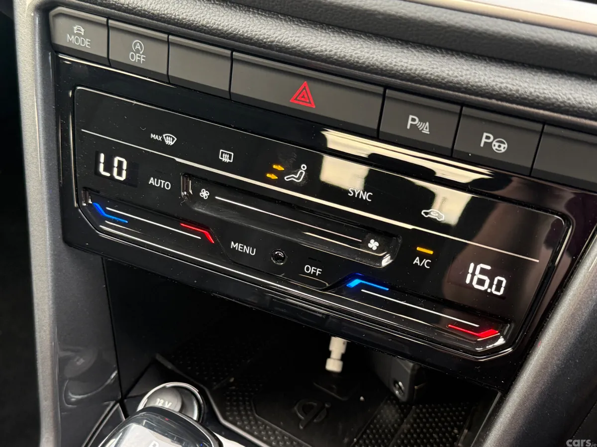 Volkswagen T-Roc SUV, Diesel, 2024, Red