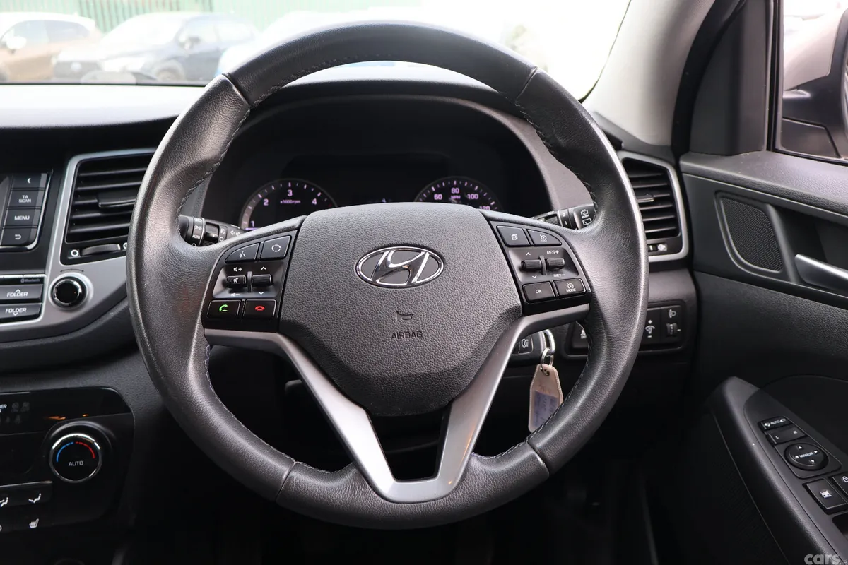 Hyundai Tucson SUV, Diesel, 2016, Beige