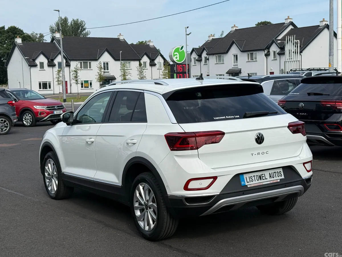 Volkswagen T-Roc SUV, Diesel, 2023, White