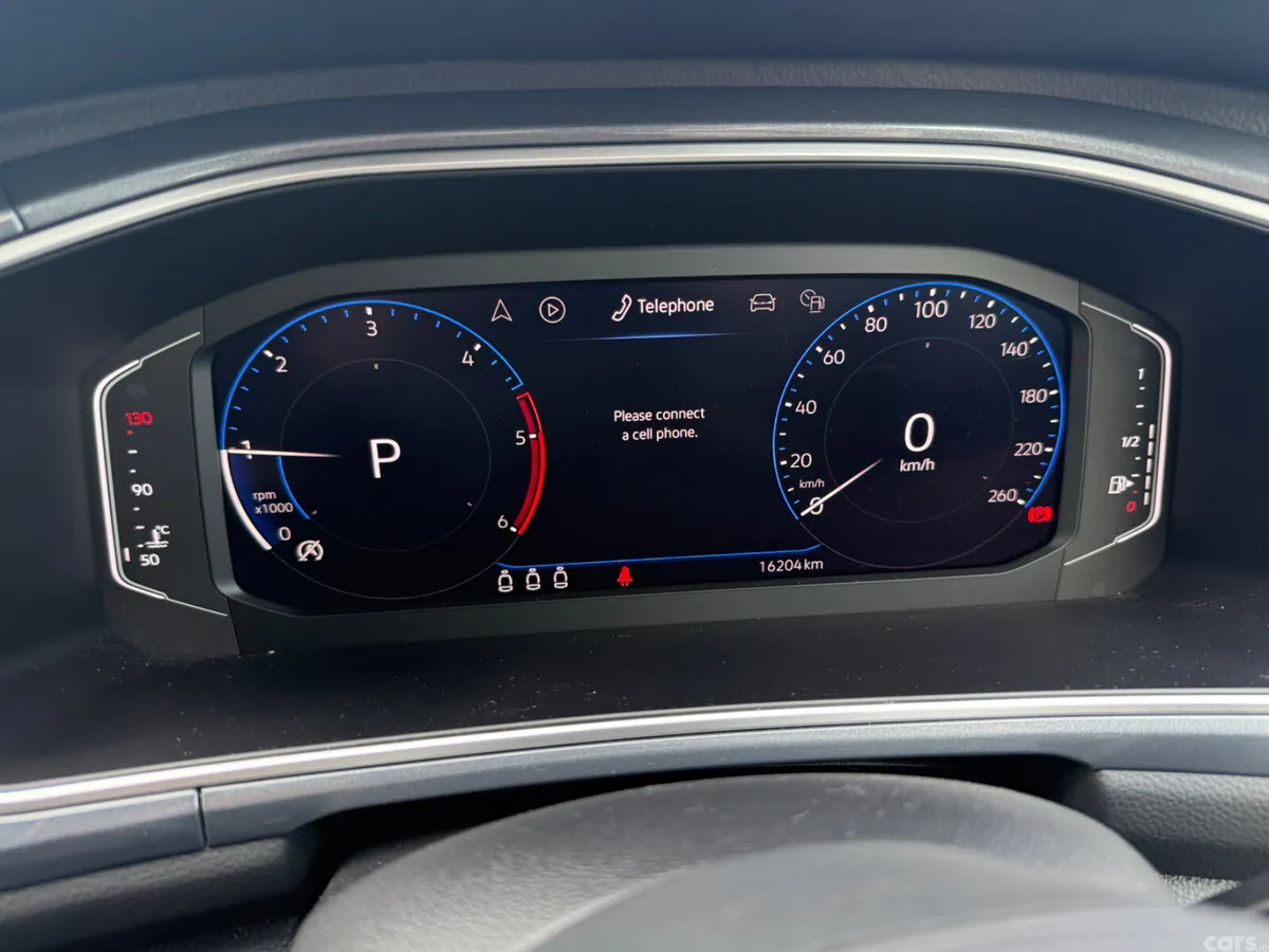 Volkswagen T-Roc SUV, Diesel, 2023, White