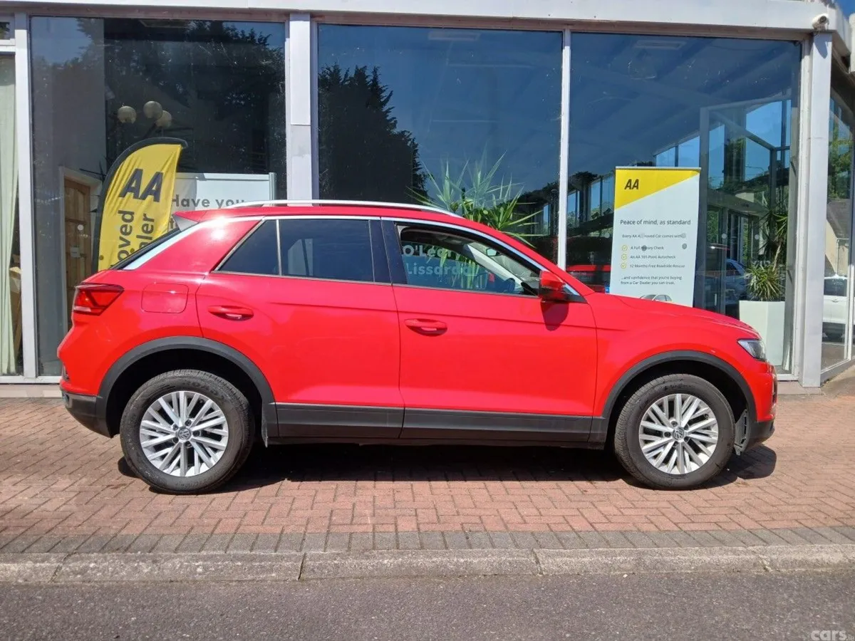 Volkswagen T-Roc SUV, Petrol, 2018, Red