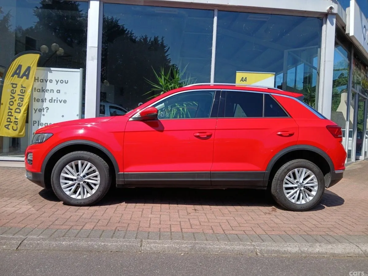 Volkswagen T-Roc SUV, Petrol, 2018, Red