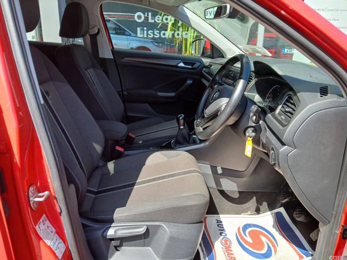 Volkswagen T-Roc SUV, Petrol, 2018, Red