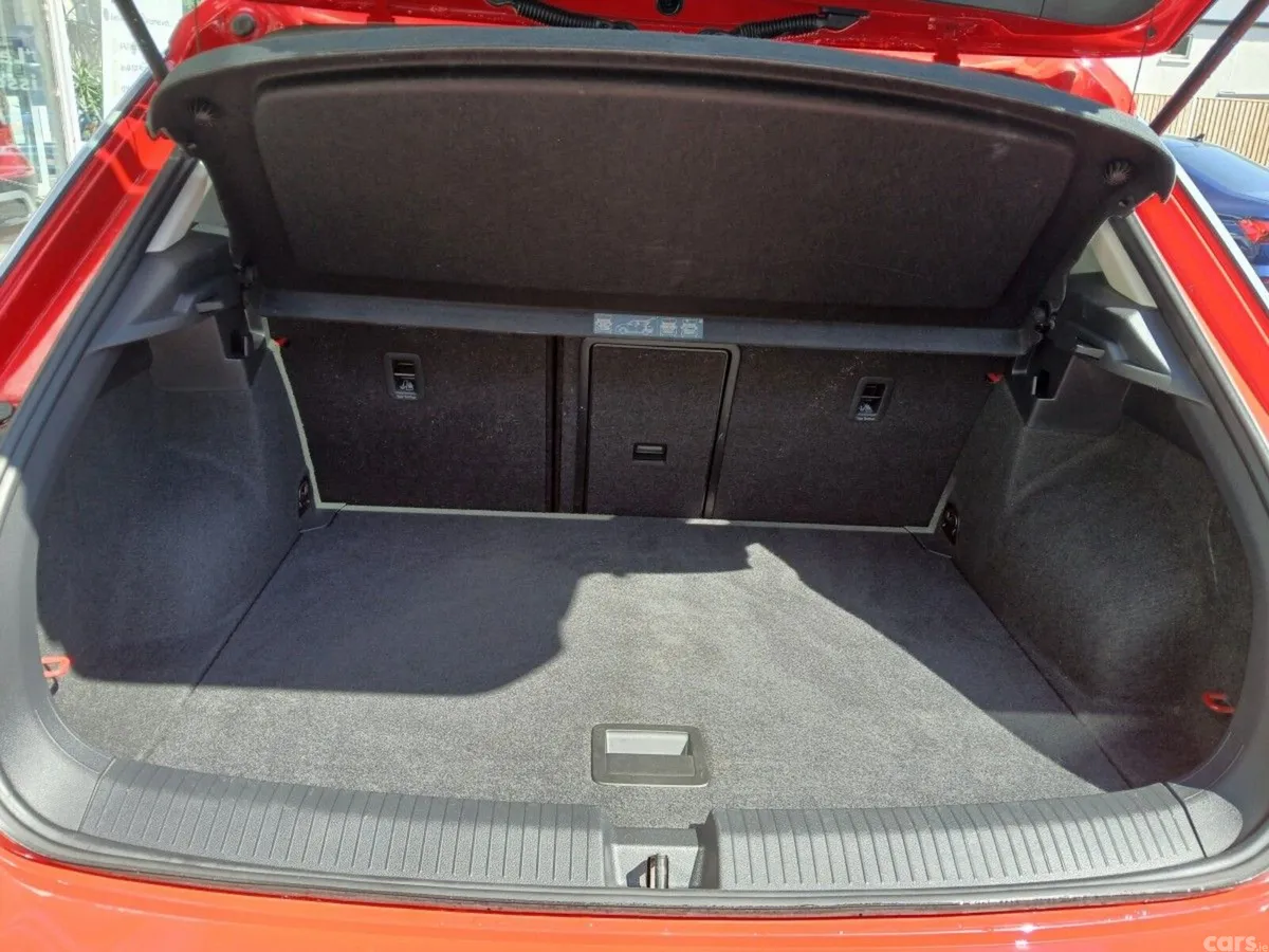 Volkswagen T-Roc SUV, Petrol, 2018, Red