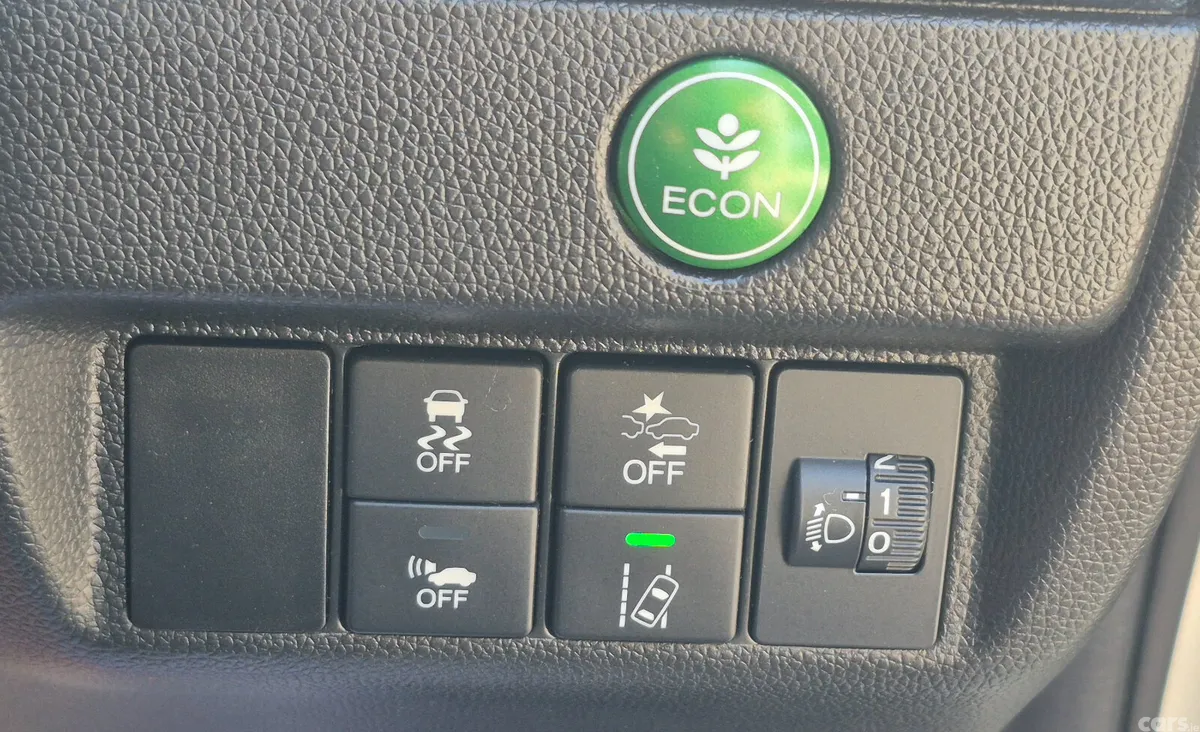 Honda Fit Hatchback, Petrol Hybrid, 2019, Silver