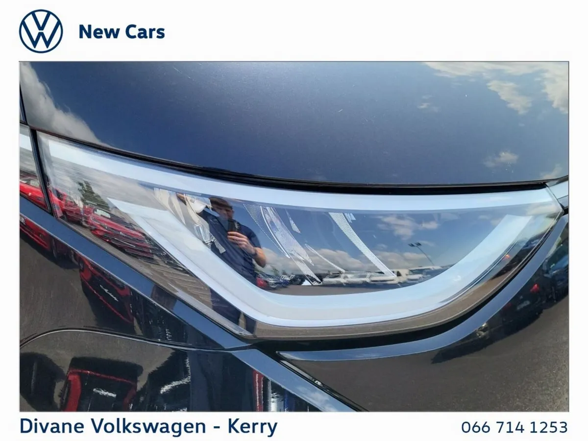 Volkswagen ID.Buzz Hatchback, Electric, 2027, Black