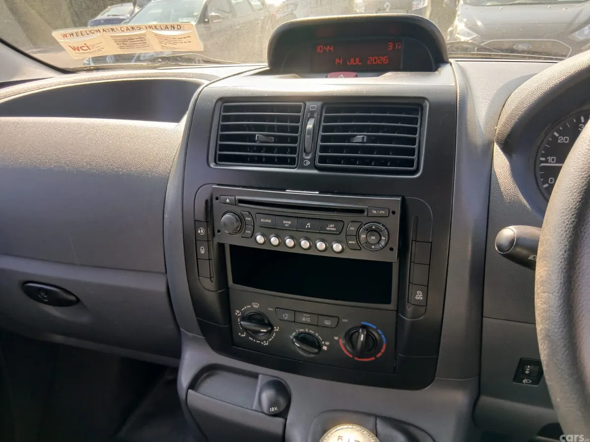 Peugeot Expert MPV, Diesel, 2015, White