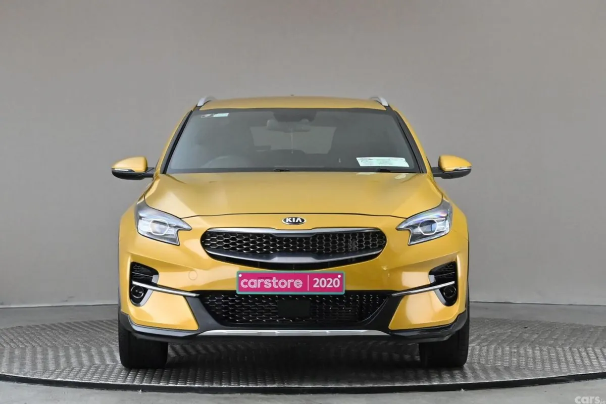 Kia XCeed SUV, Petrol, 2020, Yellow