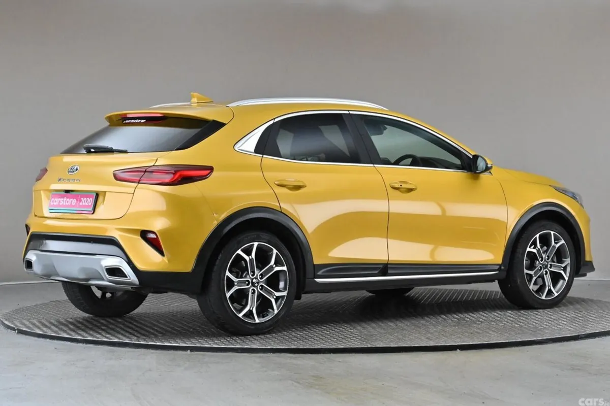 Kia XCeed SUV, Petrol, 2020, Yellow