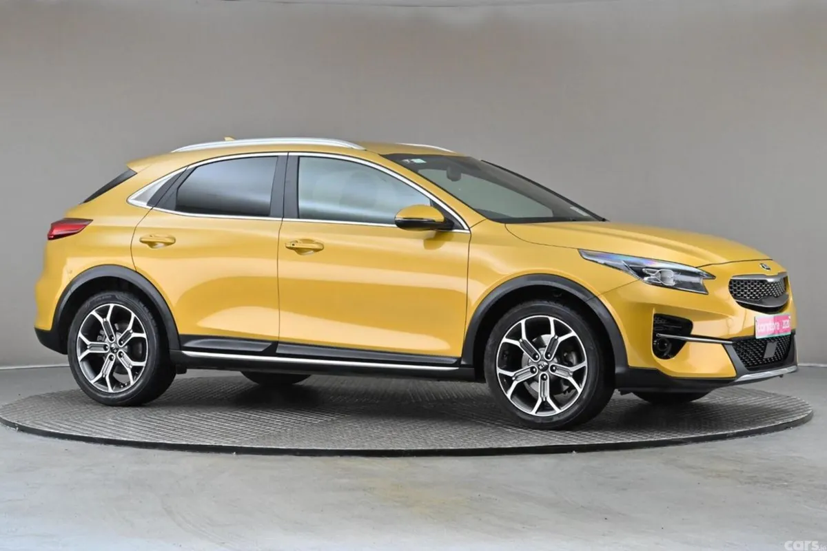 Kia XCeed SUV, Petrol, 2020, Yellow