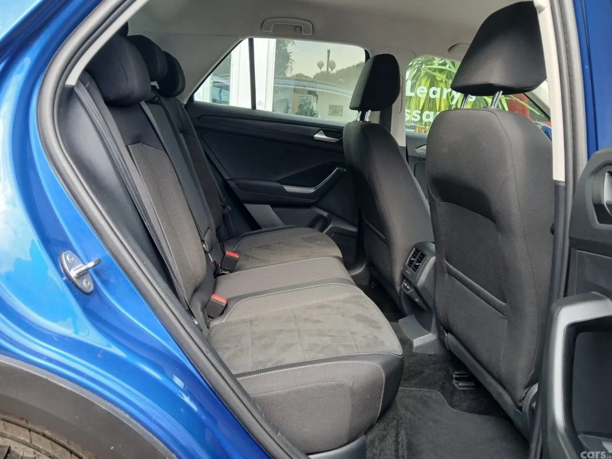 Volkswagen T-Roc SUV, Diesel, 2021, Blue