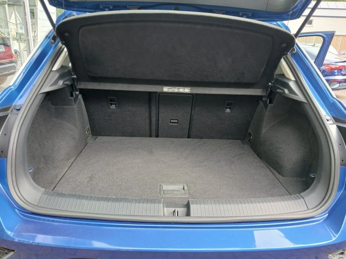 Volkswagen T-Roc SUV, Diesel, 2021, Blue