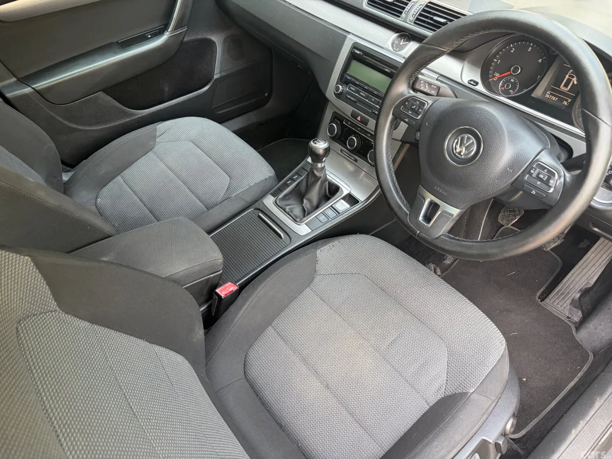 Volkswagen Passat Estate, Diesel, 2011, Grey