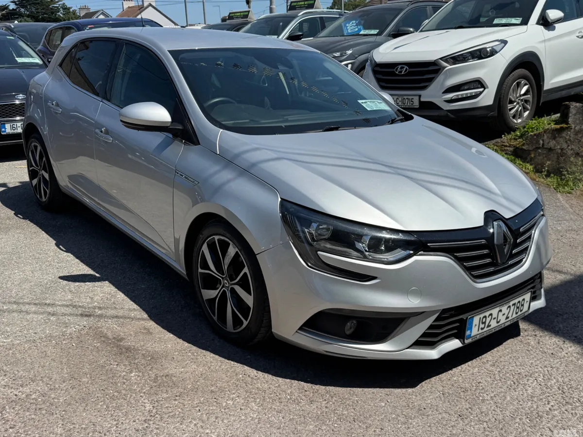 Renault Megane Hatchback, Diesel, 2019, Grey