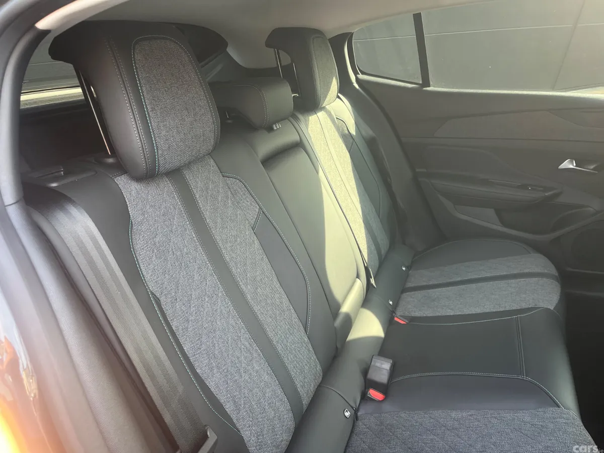 Peugeot 408 Hatchback, Petrol, 2023, Grey