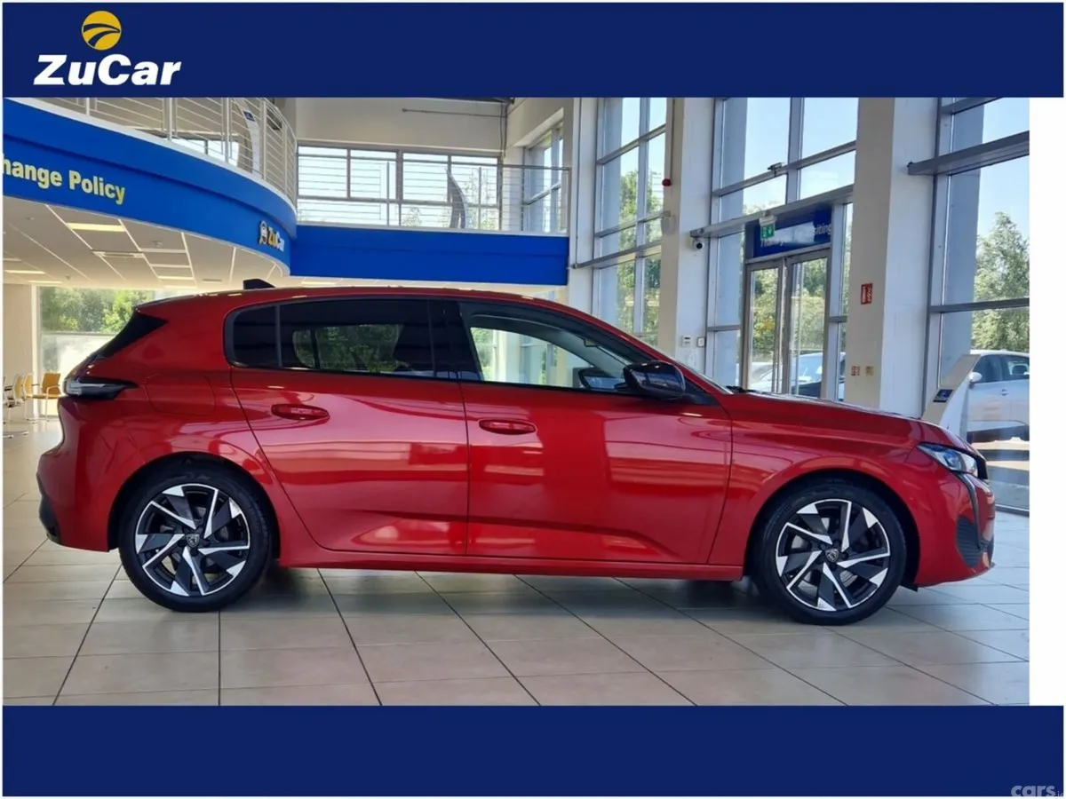 Peugeot 308 Hatchback, Diesel, 2023, Red