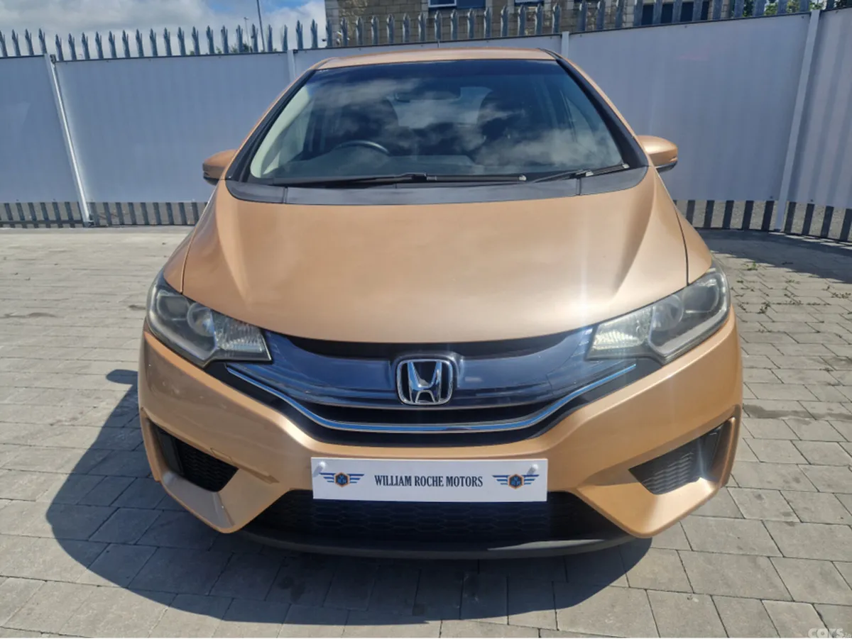 Honda Fit Hatchback, Petrol Hybrid, 2013, Gold
