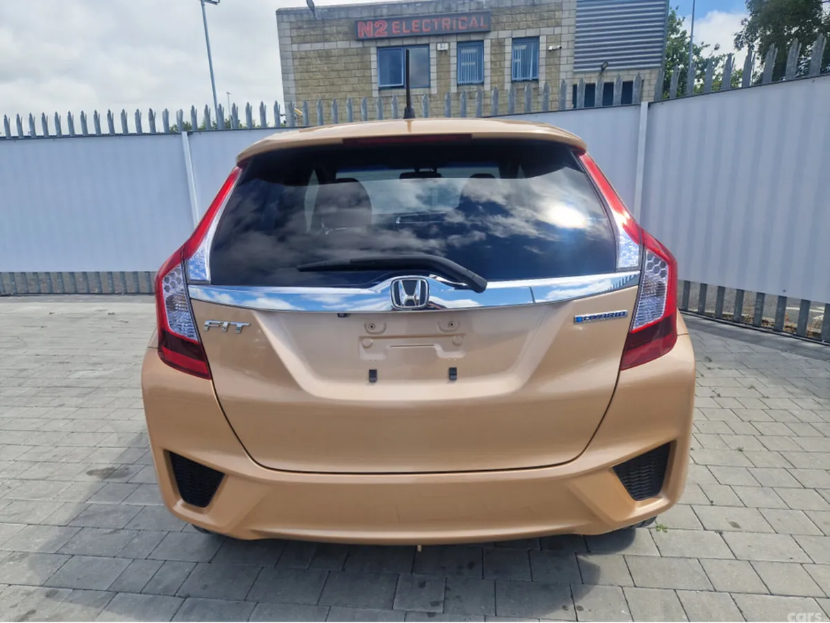 Honda Fit Hatchback, Petrol Hybrid, 2013, Gold
