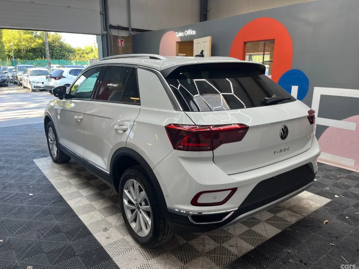 Volkswagen T-Roc SUV, Diesel, 2024, White