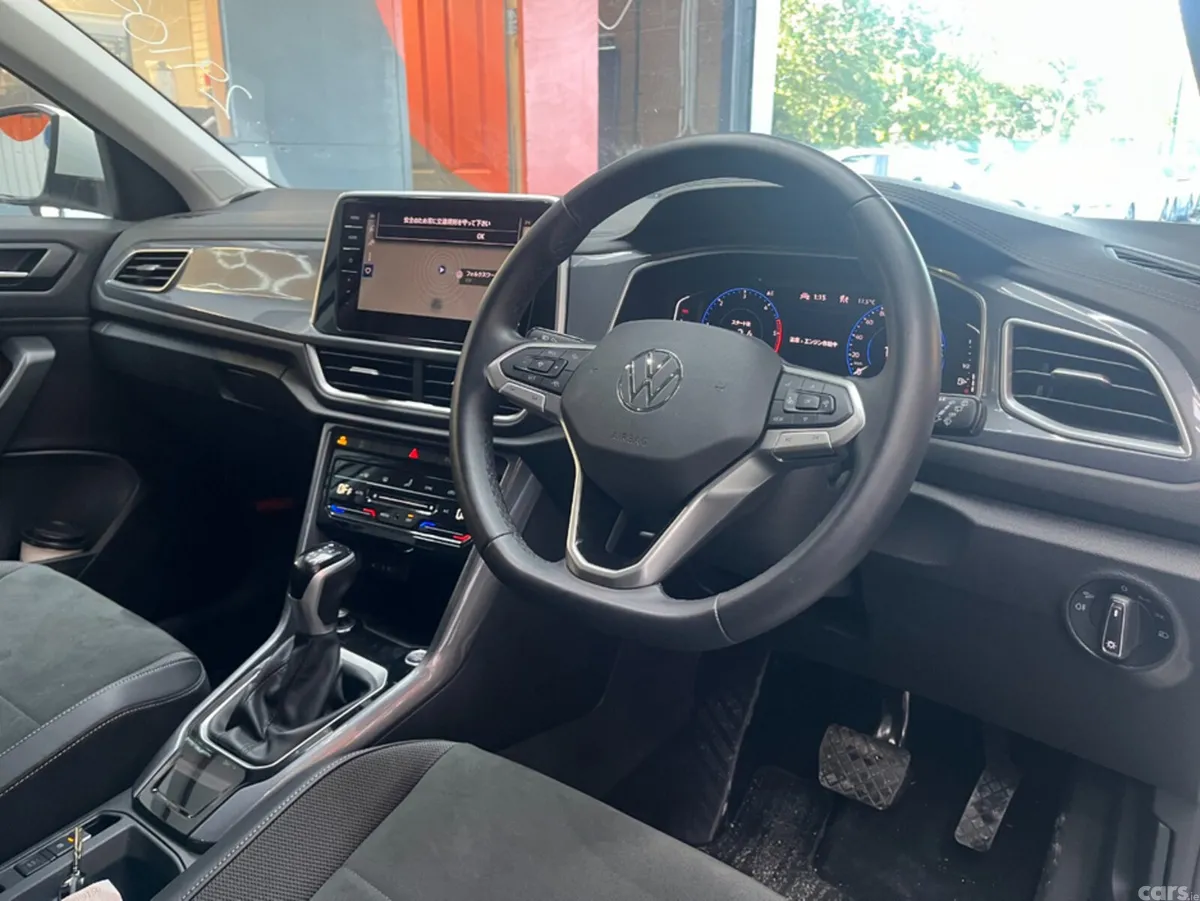 Volkswagen T-Roc SUV, Diesel, 2024, White
