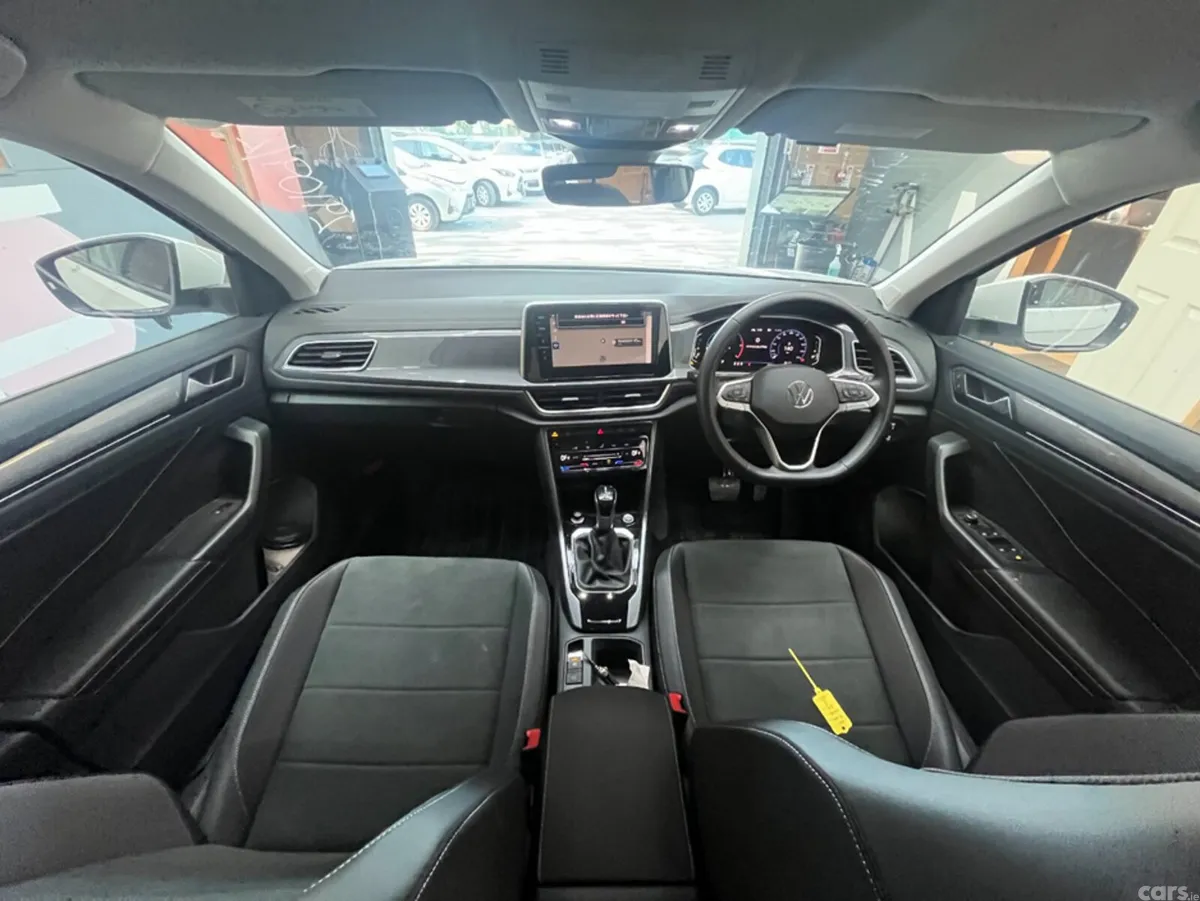 Volkswagen T-Roc SUV, Diesel, 2024, White
