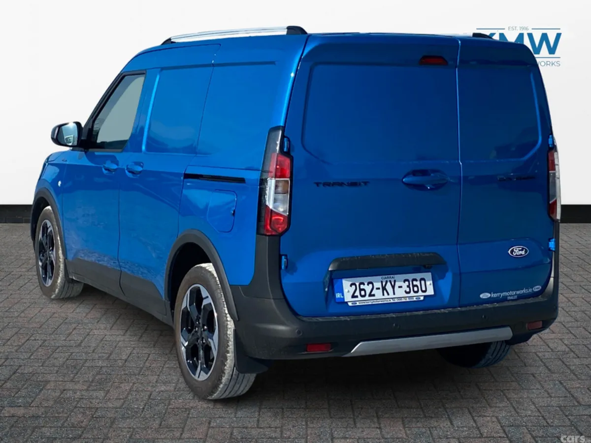 Ford Transit Courier Van, Diesel, 2026, Blue
