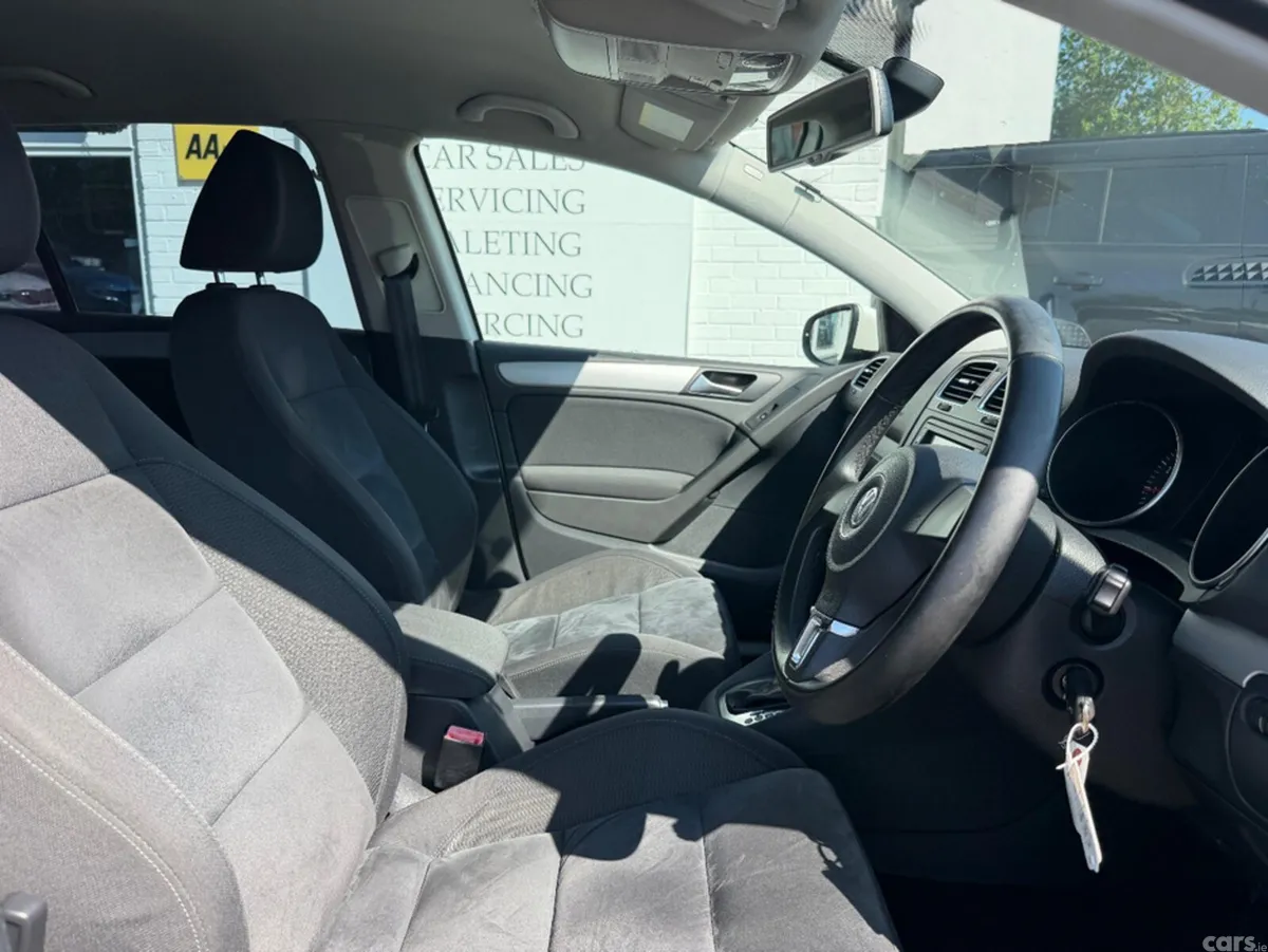 Volkswagen Golf Hatchback, Petrol, 2012, White