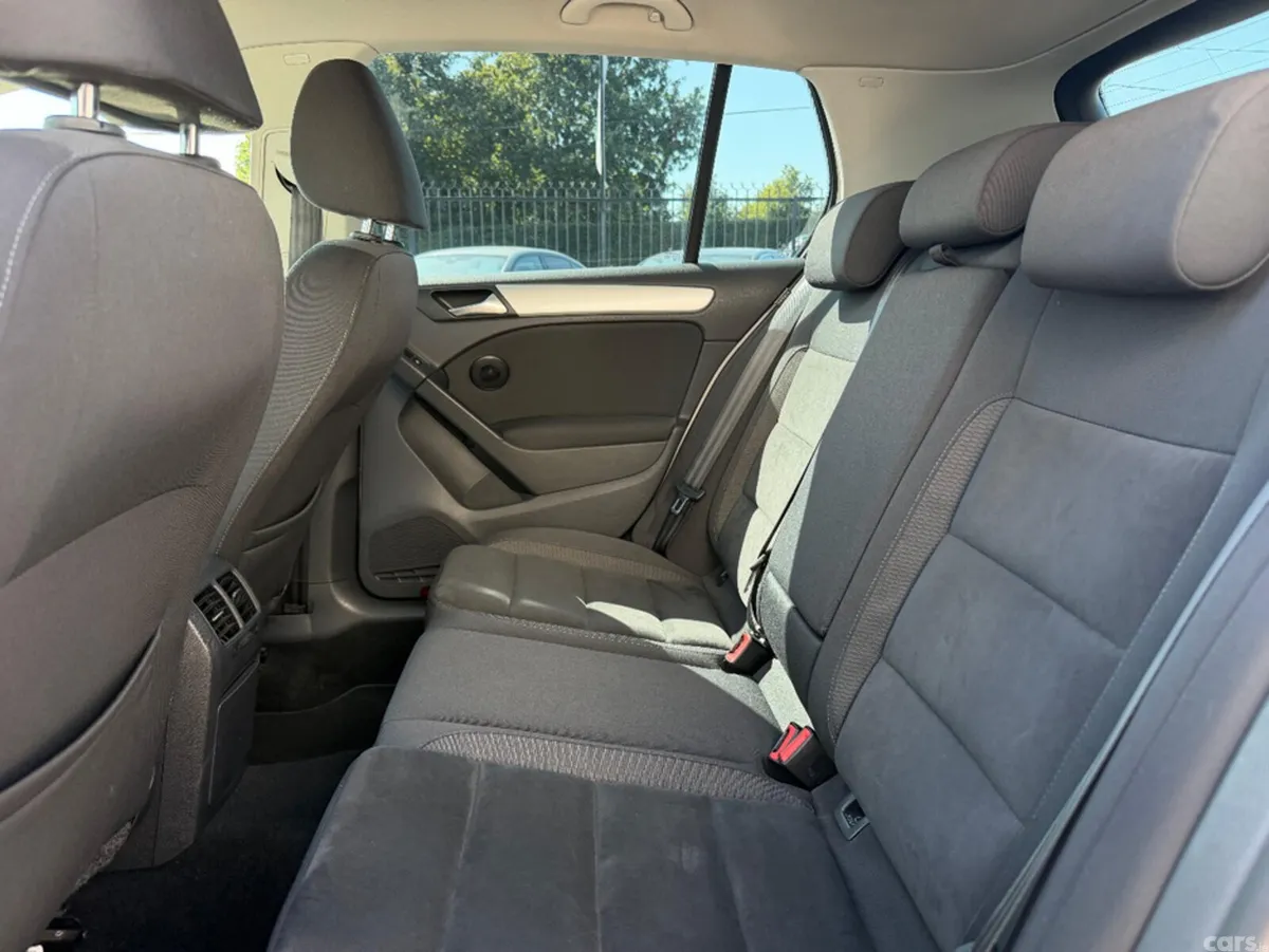 Volkswagen Golf Hatchback, Petrol, 2012, White