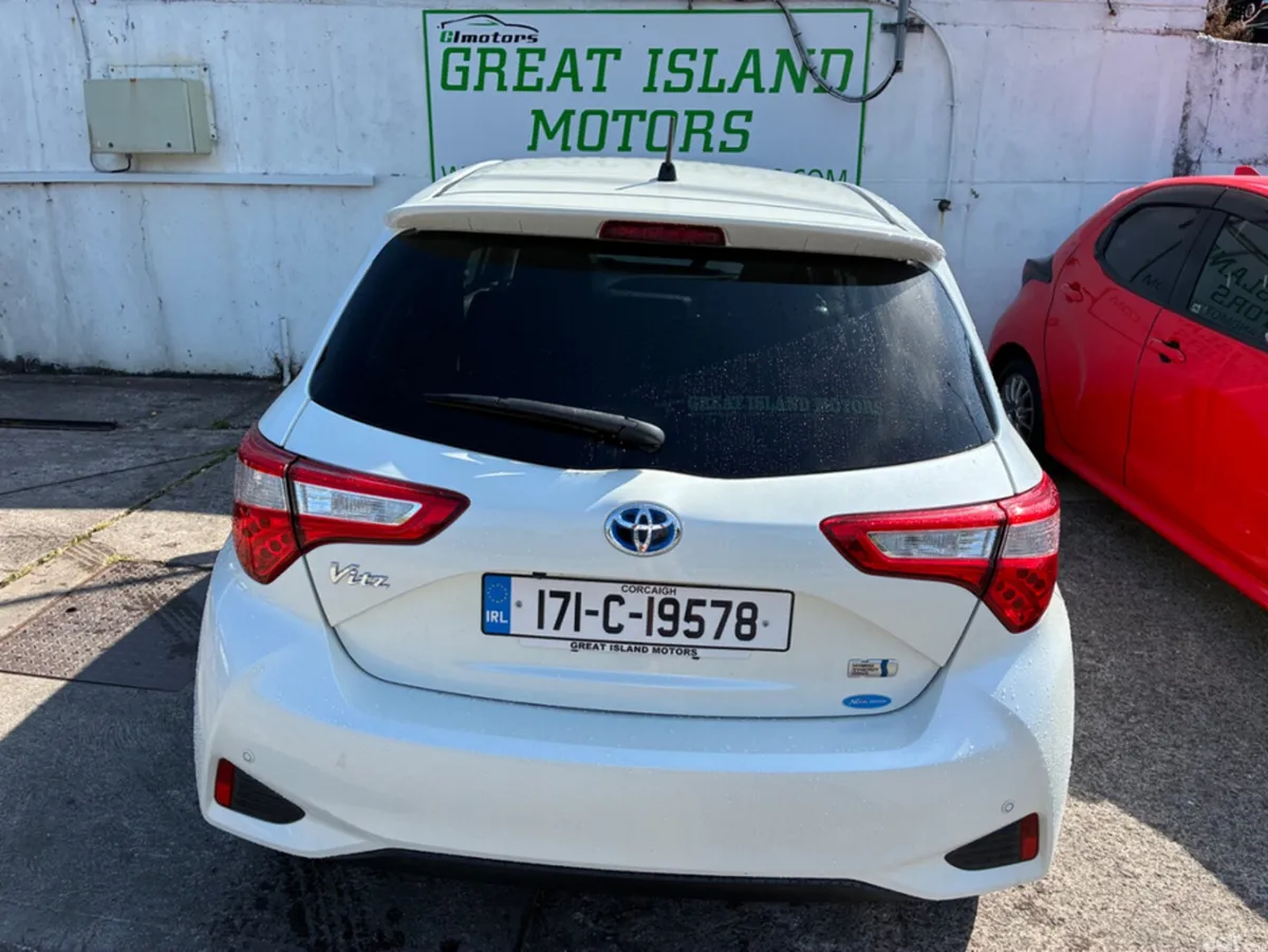 Toyota Vitz Hatchback, Petrol Hybrid, 2017, White