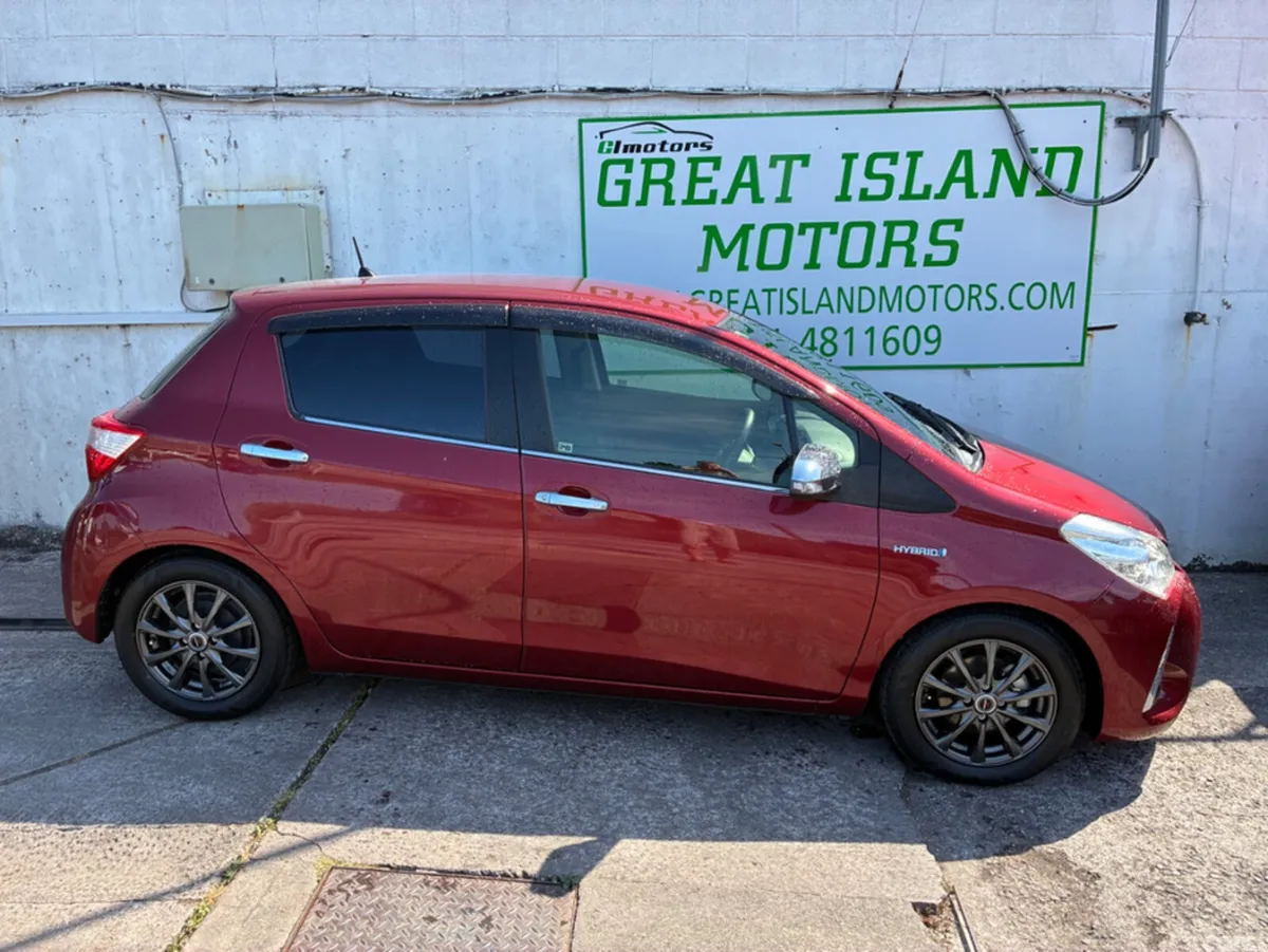 Toyota Vitz Hatchback, Petrol Hybrid, 2017, Red