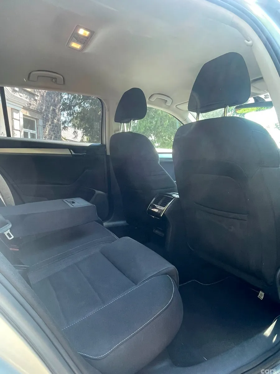 Skoda Superb Estate, Diesel, 2017, Silver