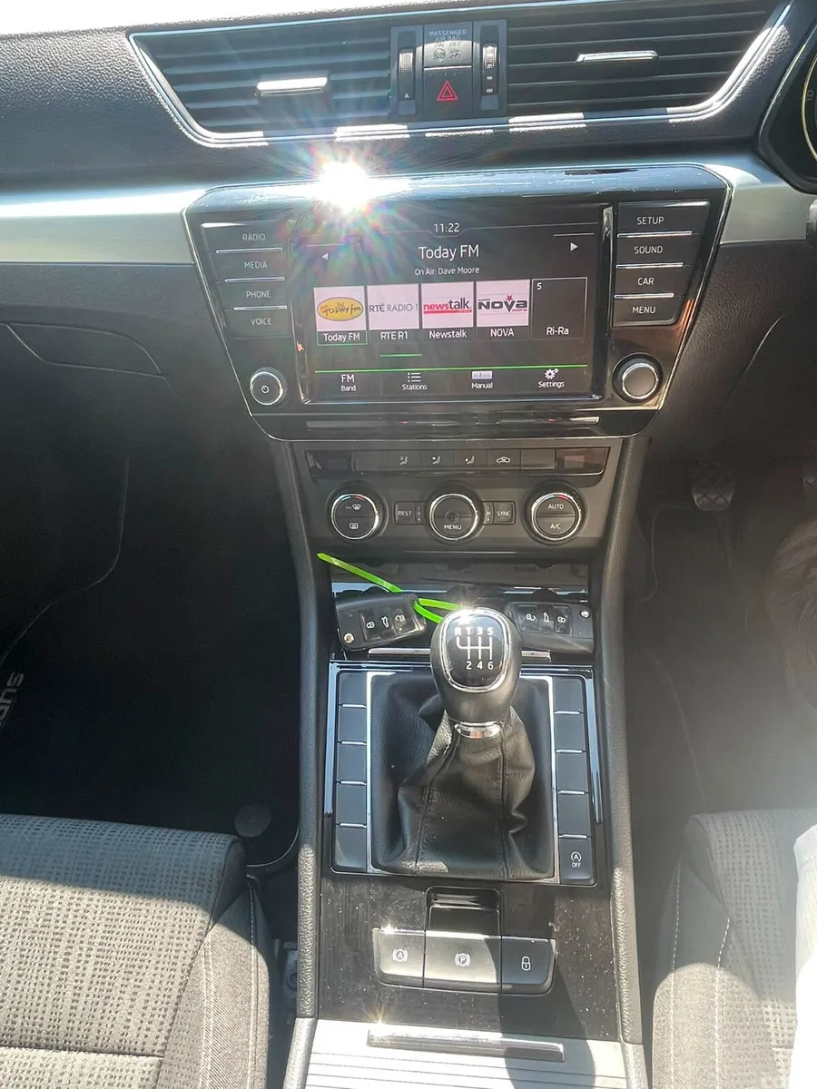 Skoda Superb Estate, Diesel, 2017, Silver