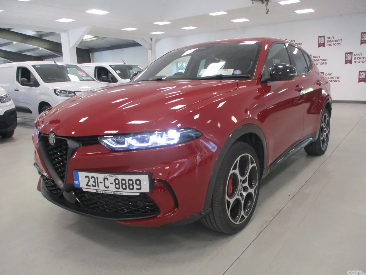 Alfa Romeo Tonale SUV, Petrol Plug-in Hybrid, 2023, Red