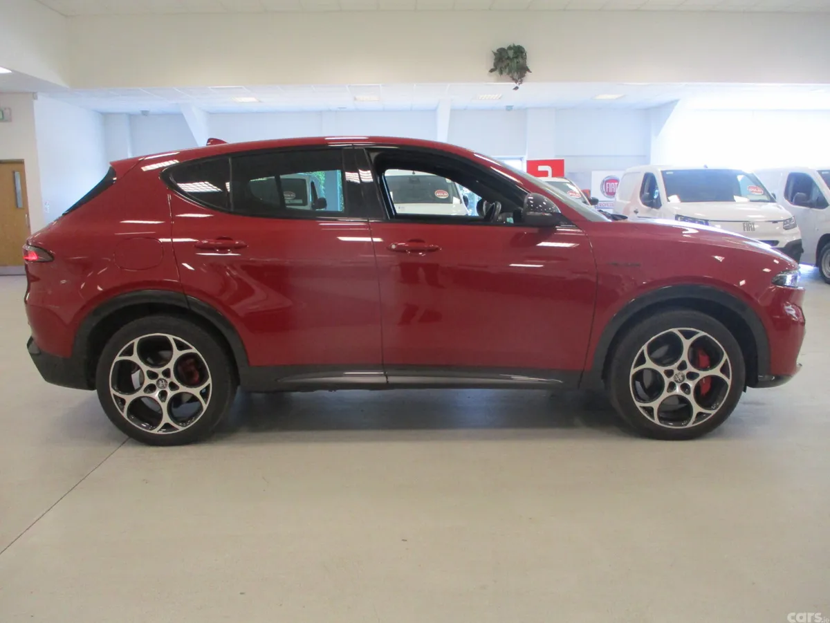 Alfa Romeo Tonale SUV, Petrol Plug-in Hybrid, 2023, Red