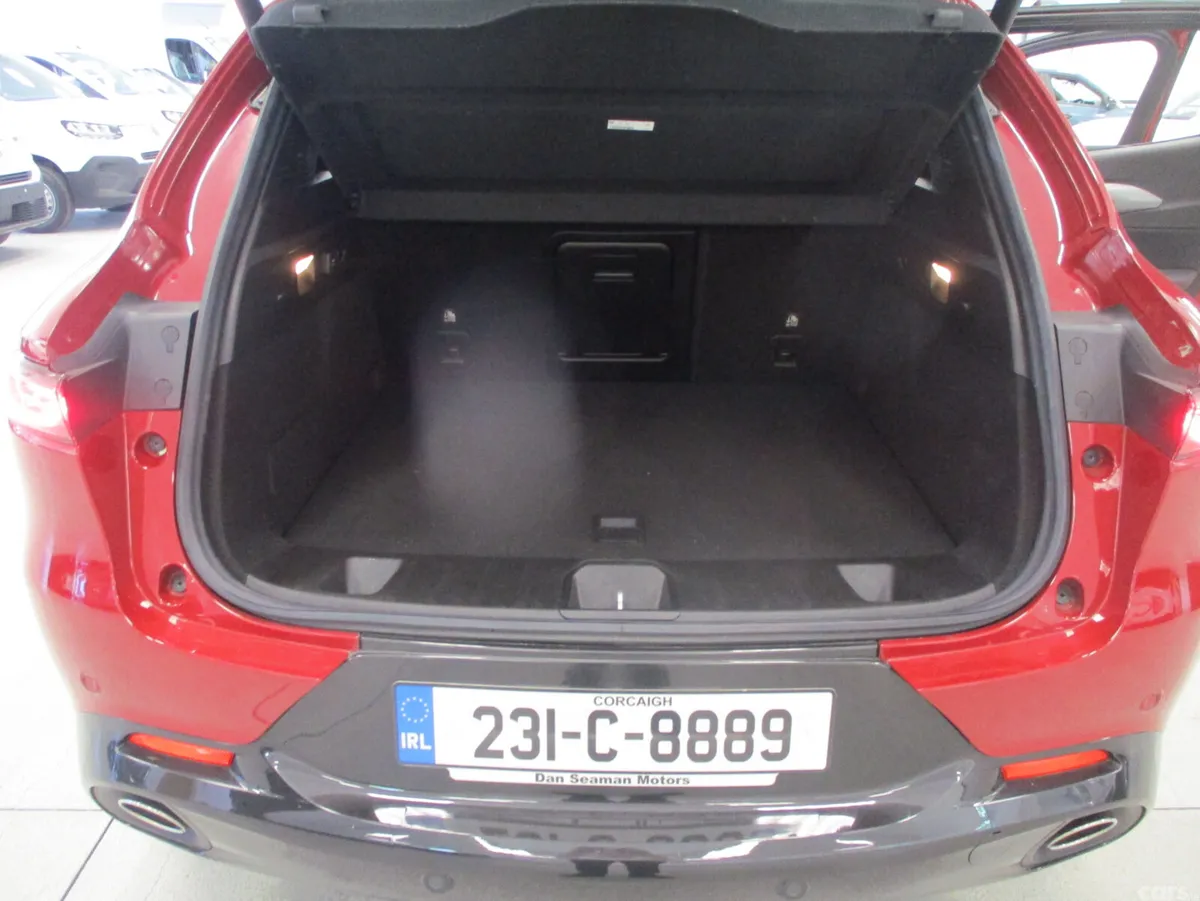 Alfa Romeo Tonale SUV, Petrol Plug-in Hybrid, 2023, Red