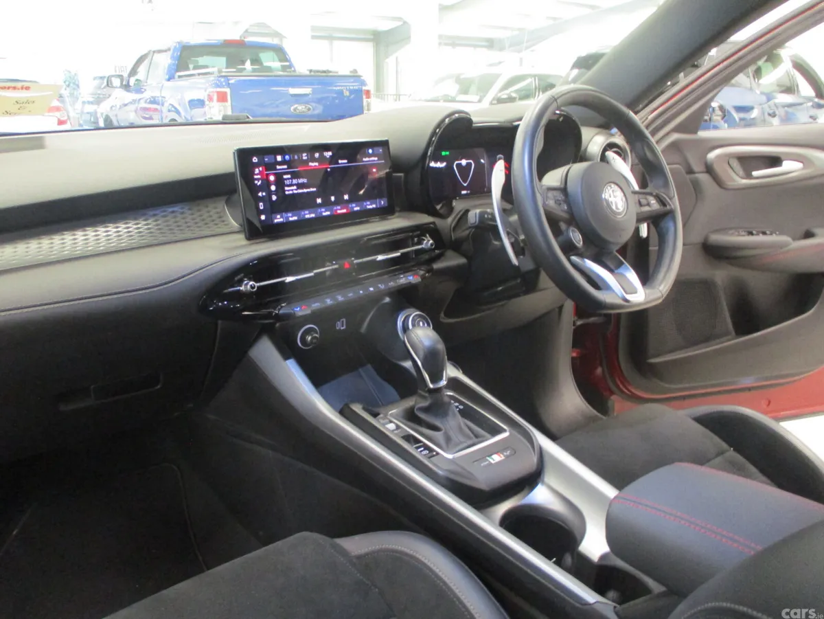 Alfa Romeo Tonale SUV, Petrol Plug-in Hybrid, 2023, Red