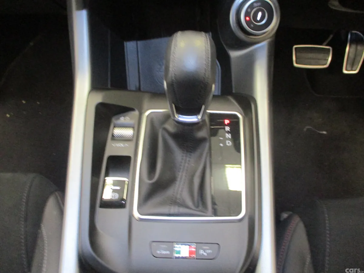 Alfa Romeo Tonale SUV, Petrol Plug-in Hybrid, 2023, Red
