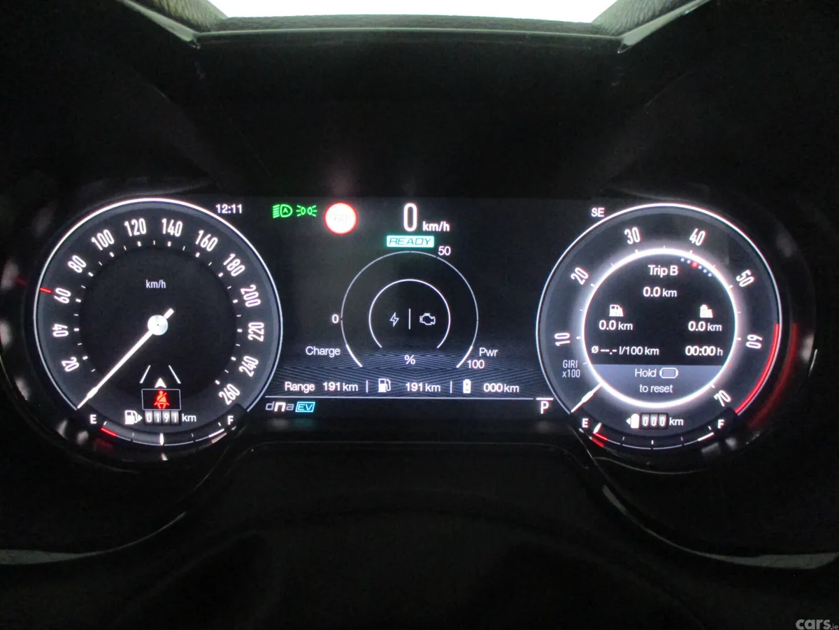 Alfa Romeo Tonale SUV, Petrol Plug-in Hybrid, 2023, Red