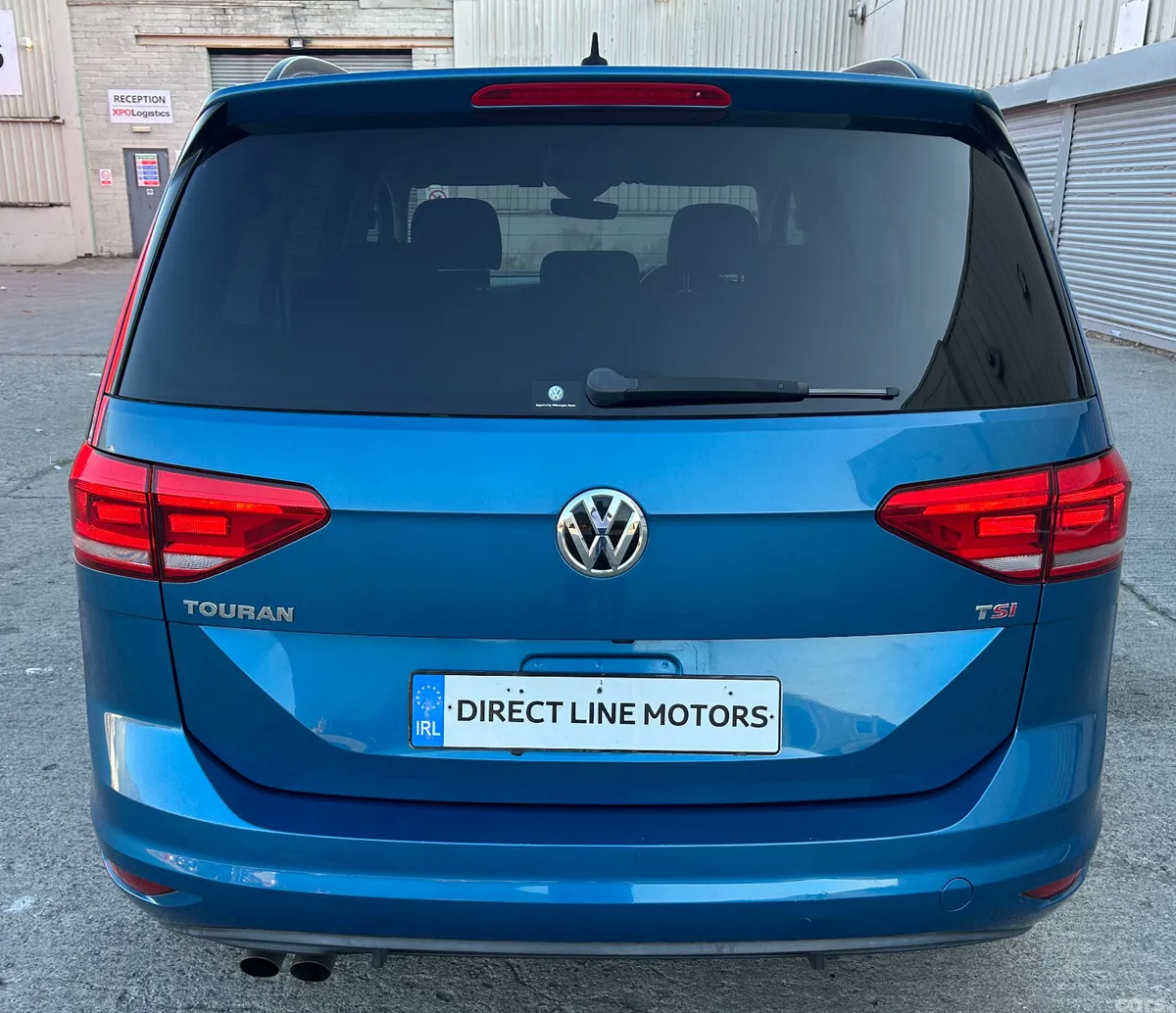 Volkswagen Touran MPV, Petrol, 2016, Blue