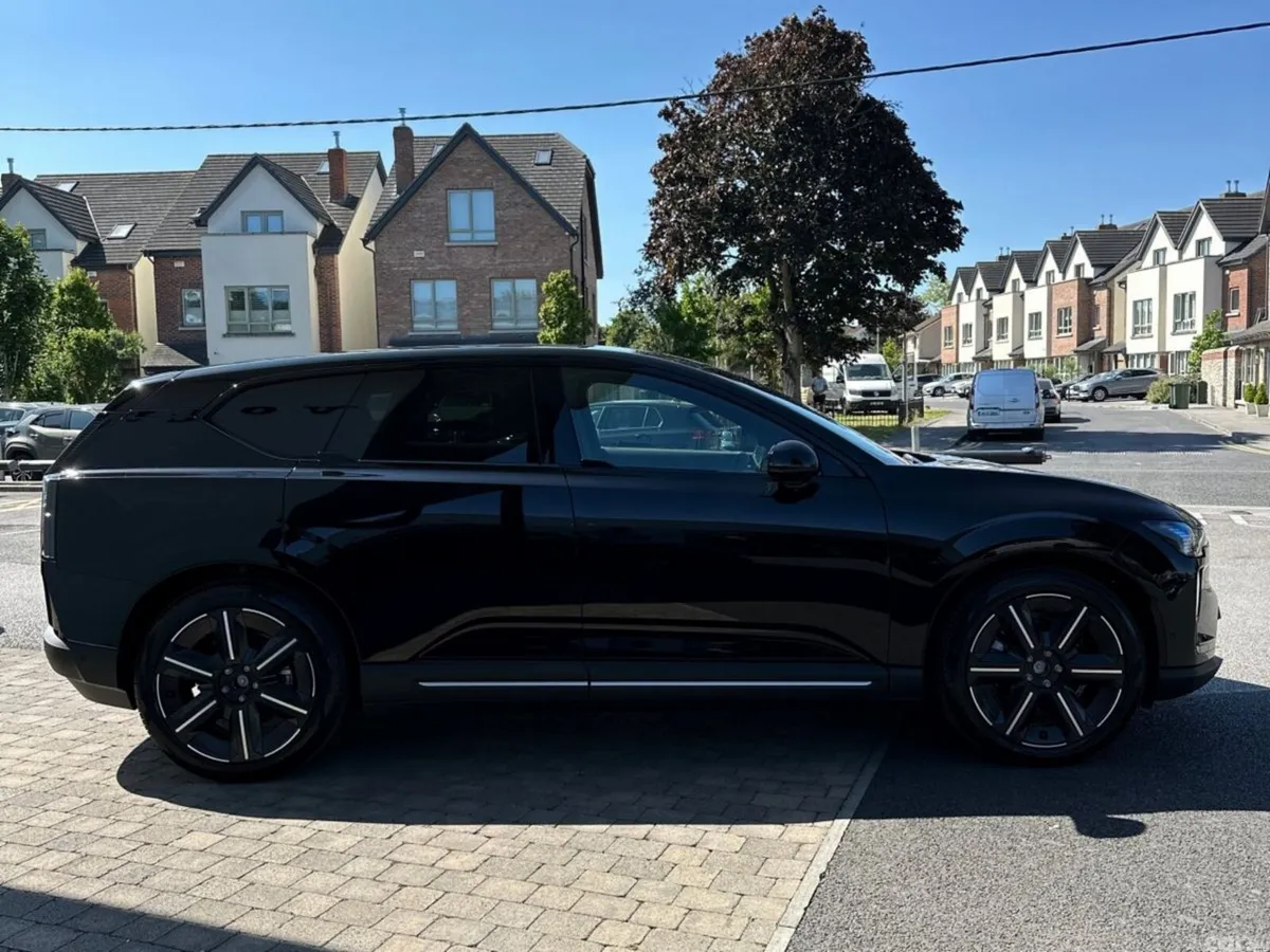 Volvo EX60 SUV, Electric, 2026, Black