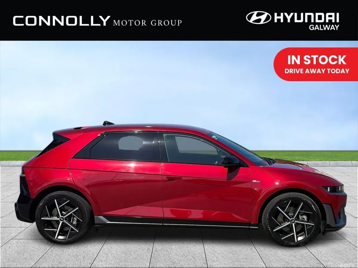 Hyundai IONIQ 5 MPV, Electric, 2025, Red