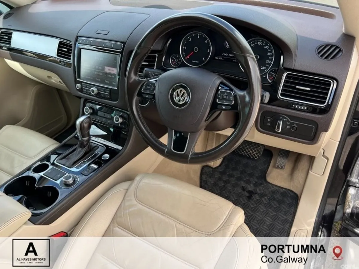 Volkswagen Touareg SUV, Diesel, 2018, Black