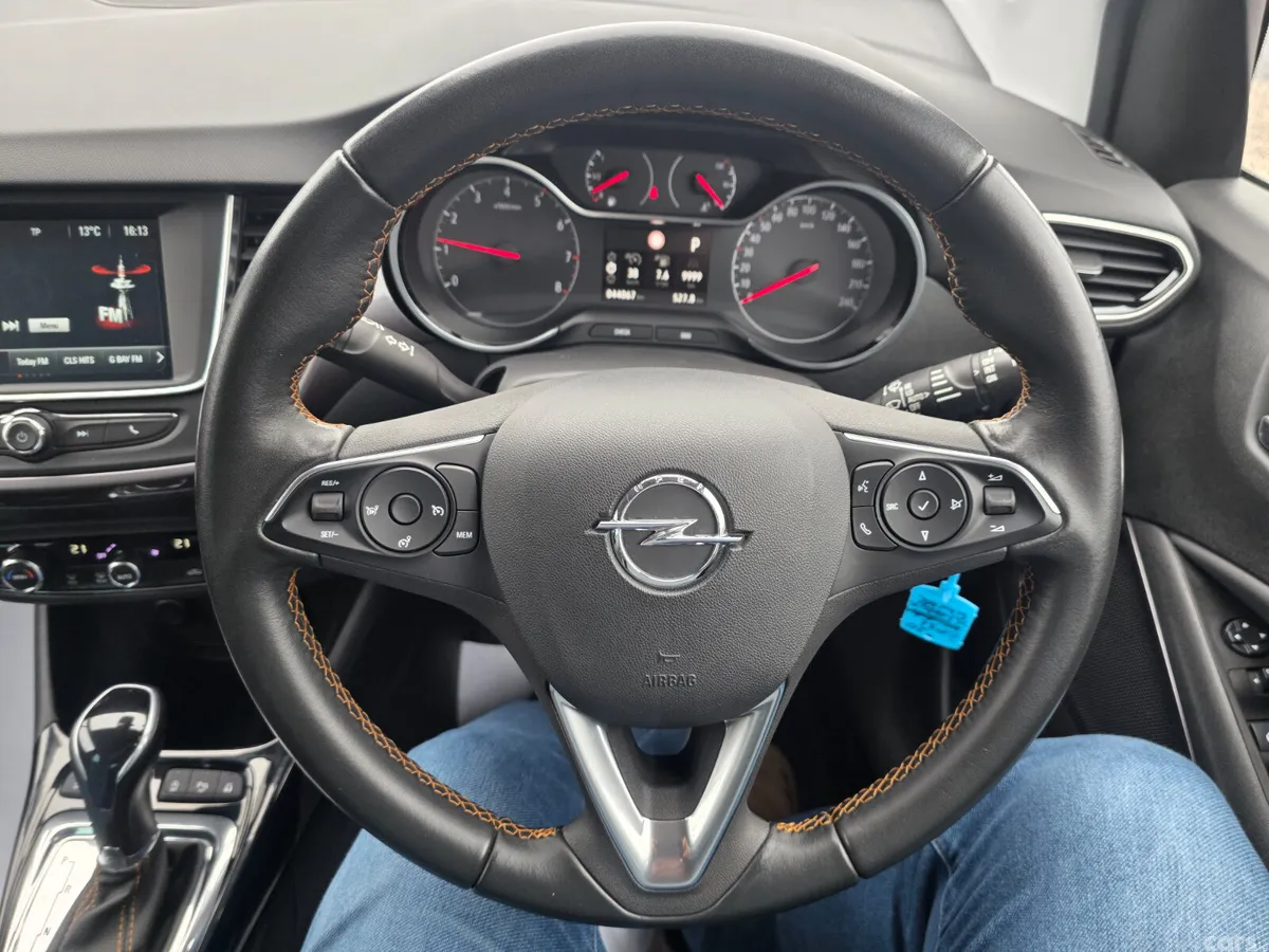 Opel Crossland X SUV, Petrol, 2020, Grey