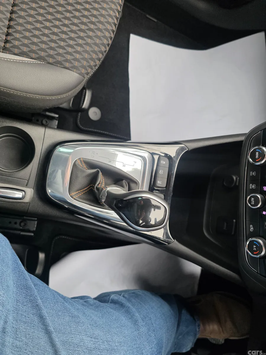 Opel Crossland X SUV, Petrol, 2020, Grey
