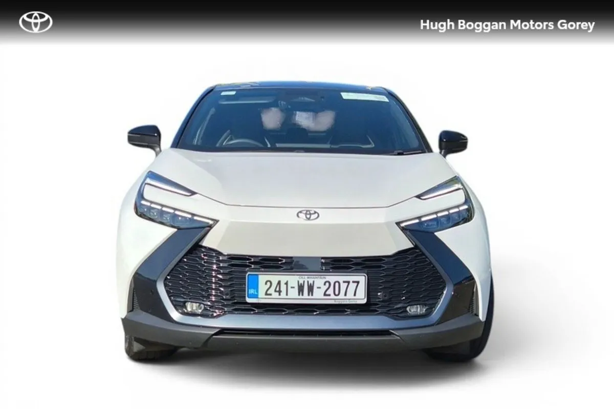 Toyota C-HR SUV, Petrol Hybrid, 2024, White
